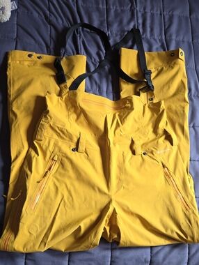 FlyLow Bright Yellow Bibs